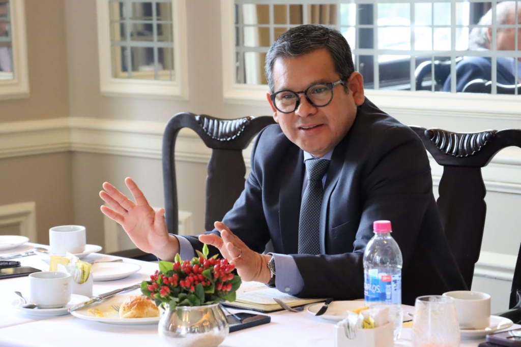 Alonso Zapata – Aquafondo