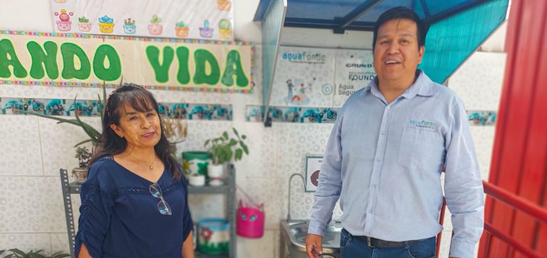Regresamos a los colegios de Santa Eulalia para brindar agua segura desde el inicio del año escolar