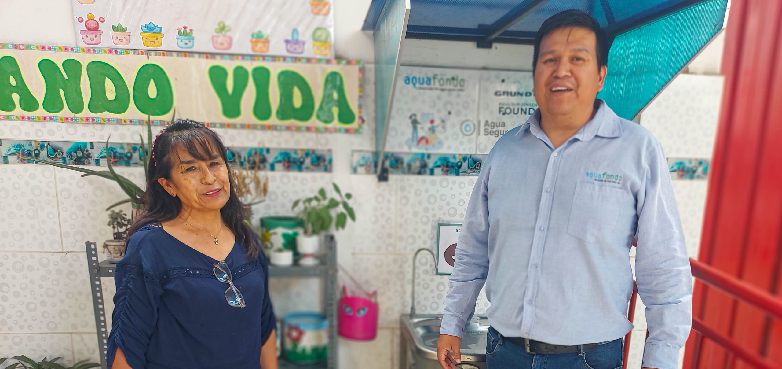 Regresamos a los colegios de Santa Eulalia para brindar agua segura desde el inicio del año escolar